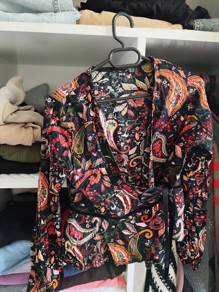 V Yaka Desenli Bohem Kadın Bluz - Görsel 2