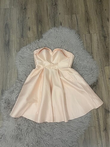 Abiye pembe elbise