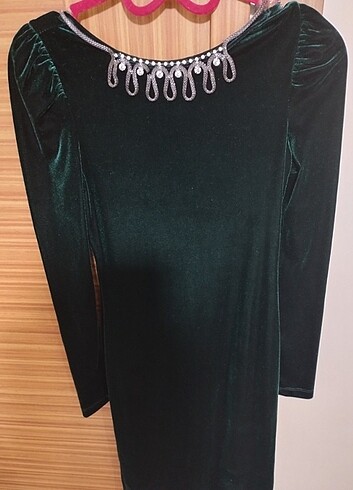 Midi kalem zümrüt yeşili kadife elbise 
