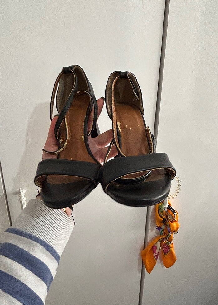 Topuklu ayakkabı - Görsel 2