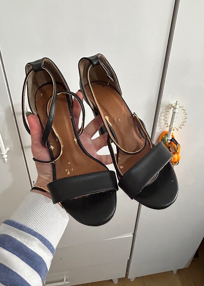 Topuklu ayakkabı - Görsel 3