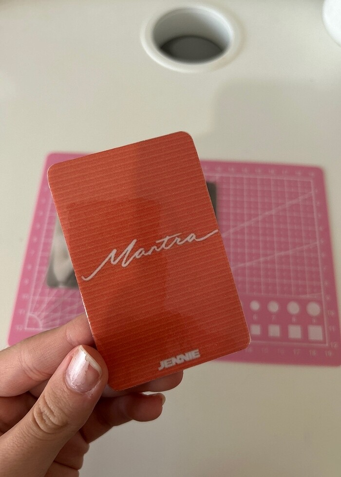 Jennie canlı tayin mantra PC set fanmade - Görsel 2