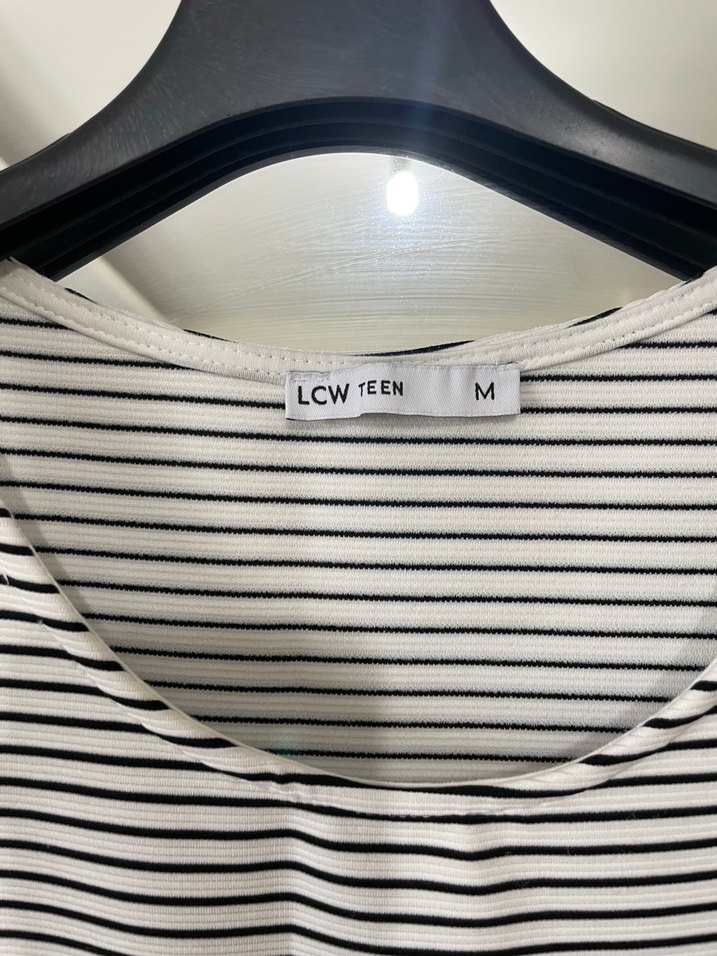 Çizgili Pilili Midi Kolsuz Elbise - Görsel 2