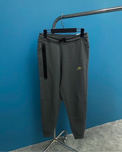 Nike Tech Fleece Premium Jogger