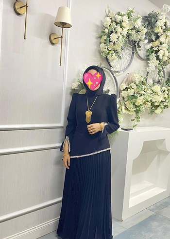 Uzun Siyah Gotik Piliseli abiye elbise - Görsel 3