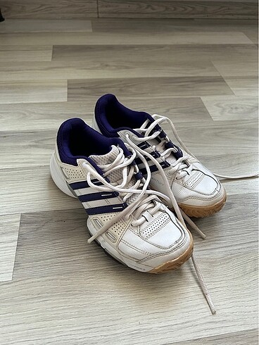 Adidas teni ayakkabı