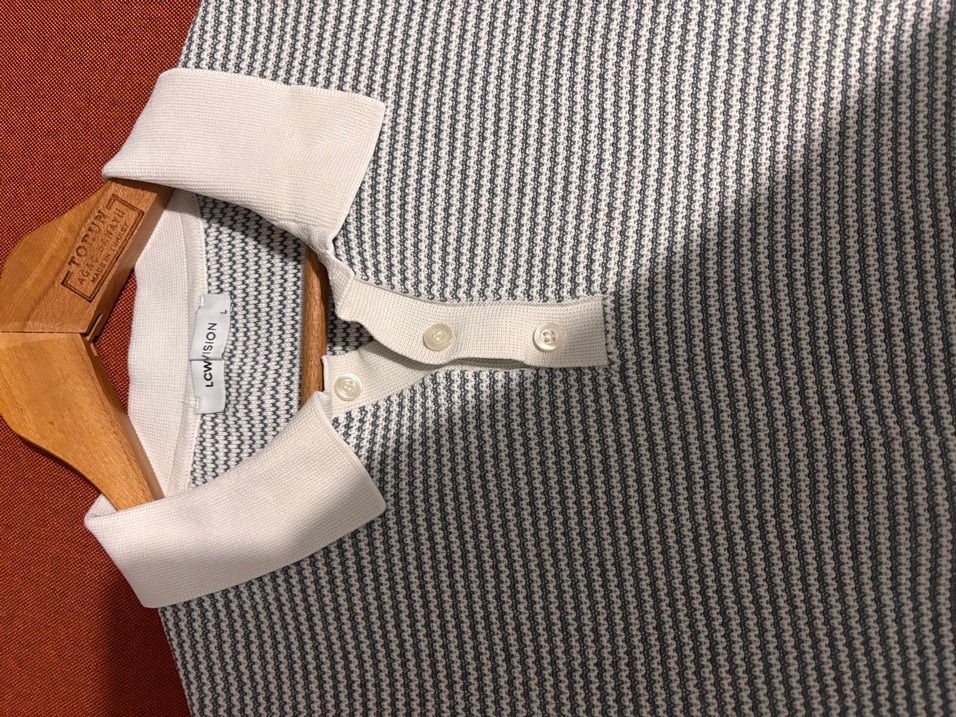 Gri Çizgili Krem Polo Tişört - Görsel 3