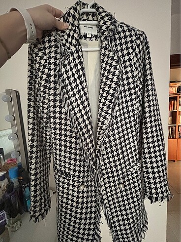 Koton Kazayağı Desenli Blazer