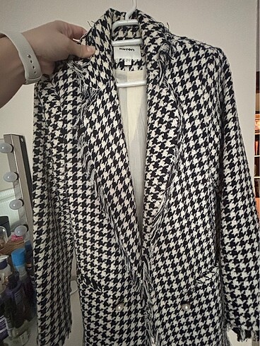 Koton Koton Kazayağı Desenli Blazer