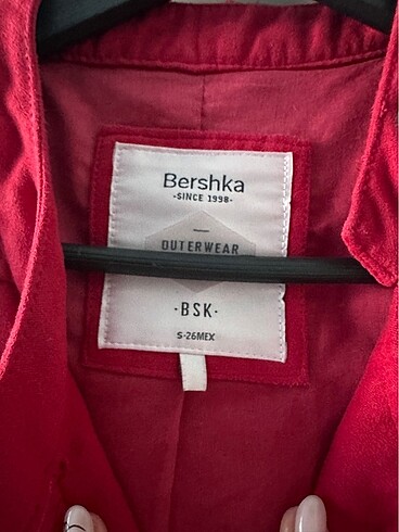 s Beden Bershka Kırmızı Ceket