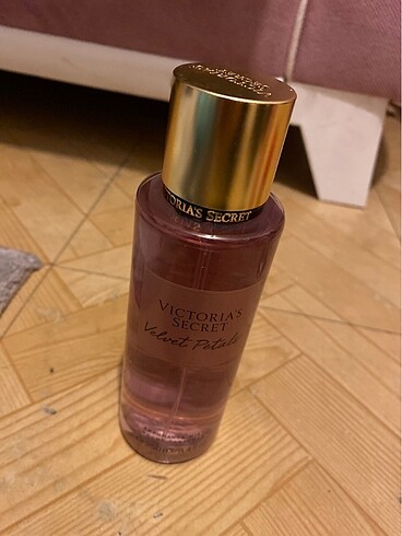 Victoria secret vücut spreyi