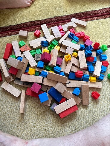 Oyuncak ahşap ve Lego