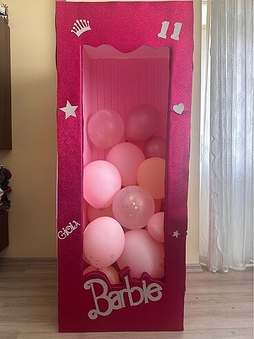 Barbie Doğum Günü Kutusu