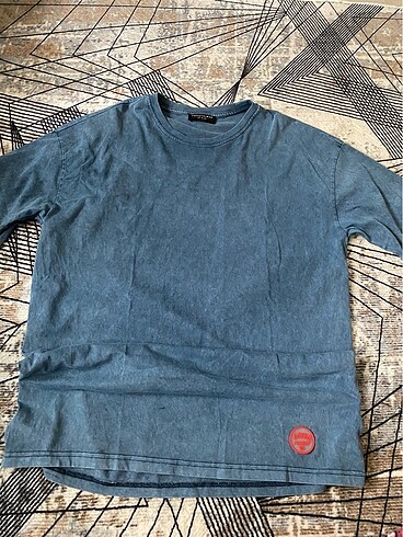 Mavi renk tshirt