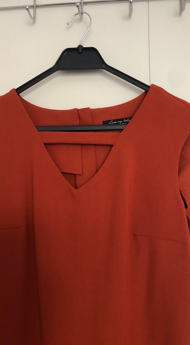 Kırmızı V Yaka Midi Elbise - Görsel 2