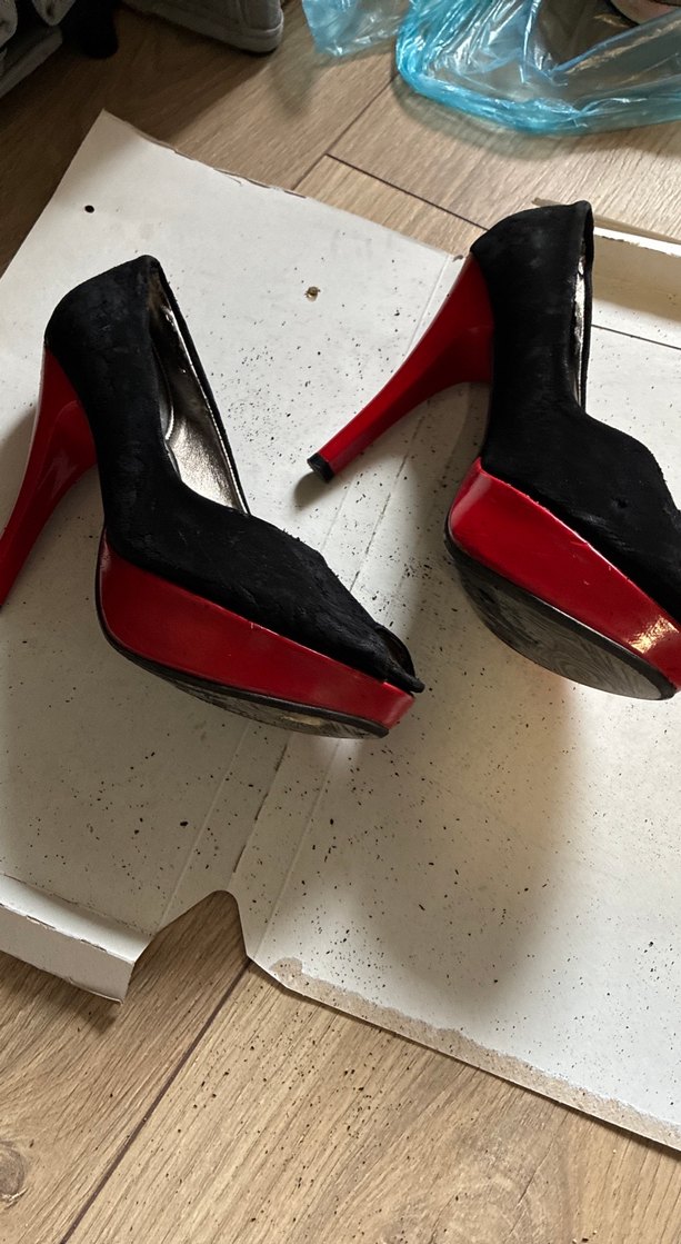 Tokalı Siyah Yüksek Topuklu Stiletto - Görsel 2