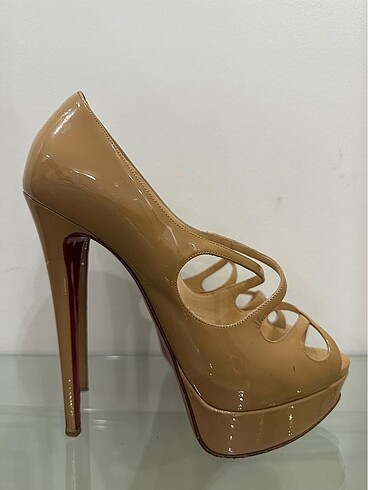 Christian Louboutin Christian louboutin