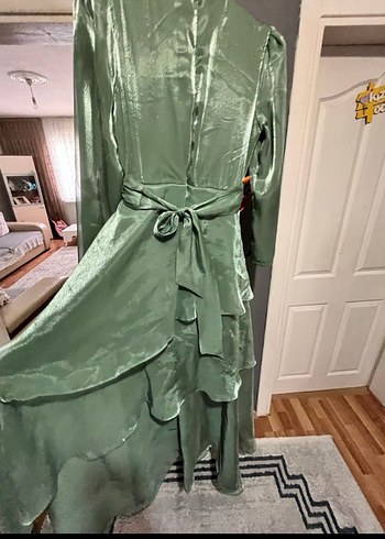 Uzun Parlak Yeşil Vintage Kadın Elbise - Görsel 2