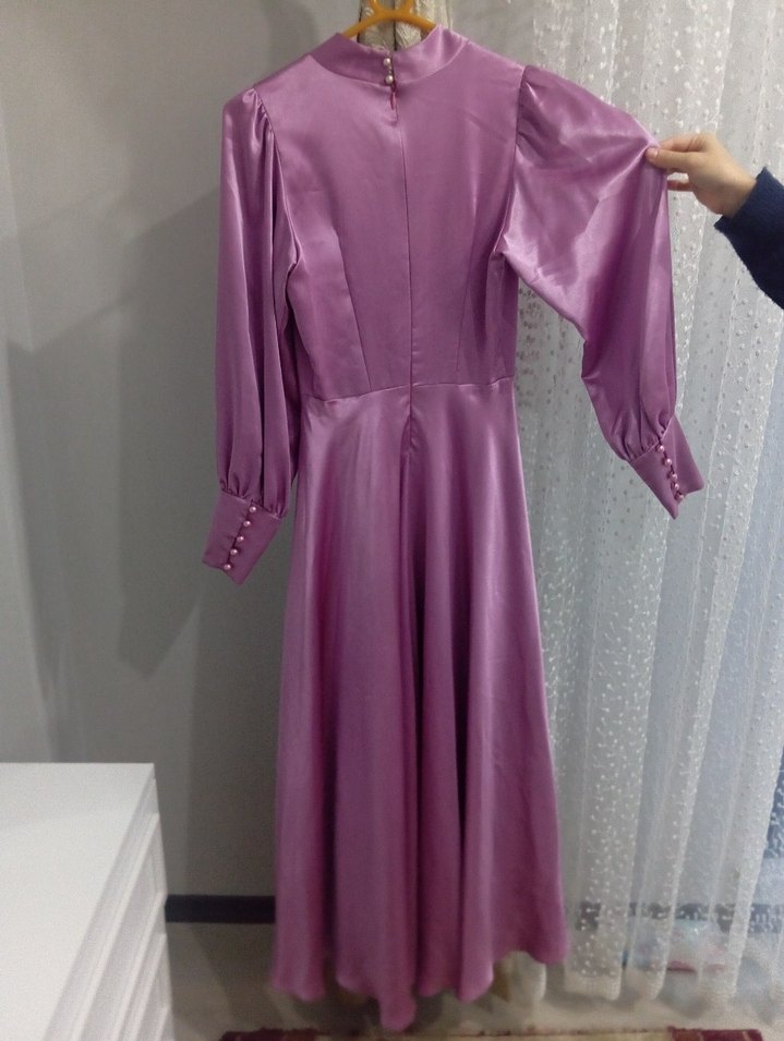 Uzun Kol Drapeli Mor Saten Elbise - Görsel 4