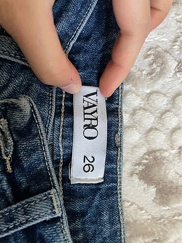 26 Beden lacivert Renk Vayro pantolon