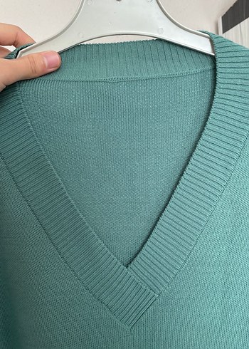 Kadın V Yaka Uzun Yeşil Triko Kazak - Görsel 5