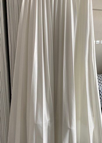 Beyaz Pilili Uzun Kadın Etek - Görsel 2