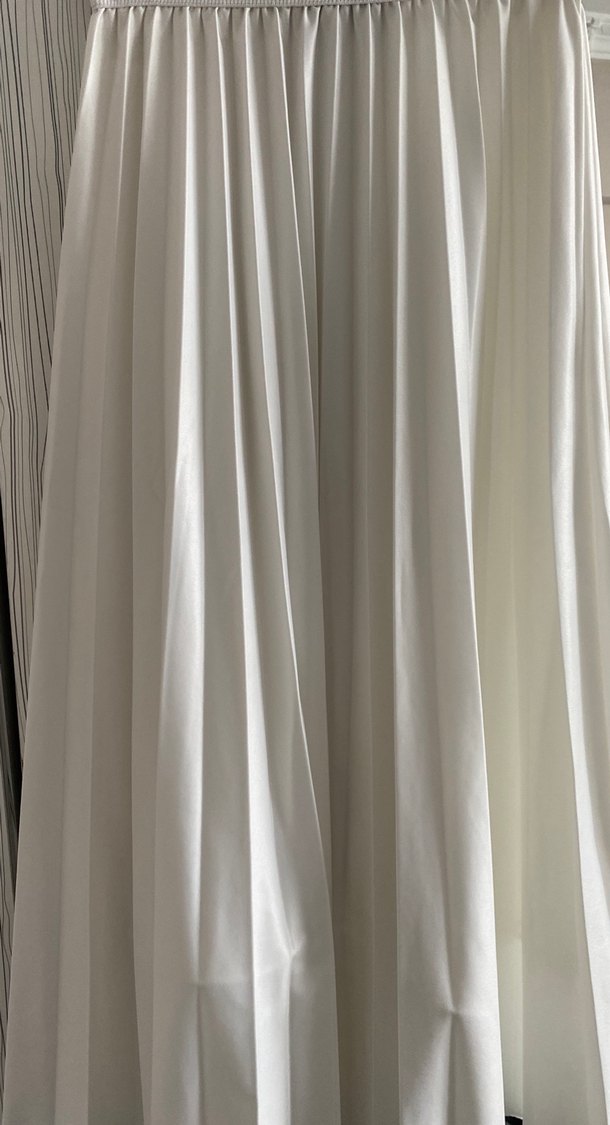 Beyaz Pilili Uzun Kadın Etek - Görsel 3