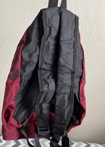 Bordo Fermuarlı Kadın Sırt Çantası - Görsel 5