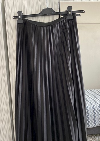 Siyah Pilili Uzun Goth Etek - Görsel 4