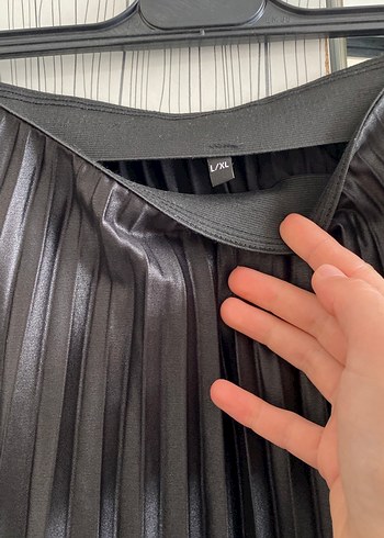 Siyah Pilili Uzun Goth Etek - Görsel 3