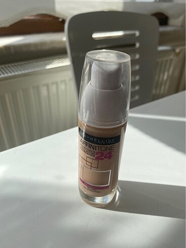 Maybellinne Affınıtone Fondöten 