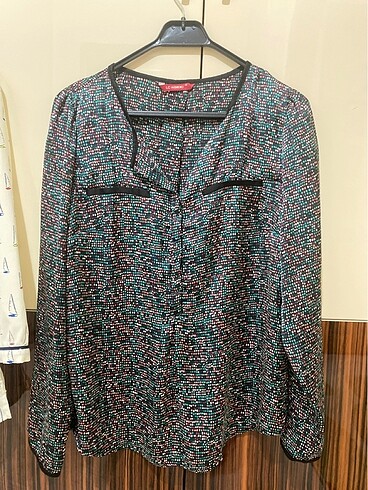 LCW 40 beden siyah saten bluz
