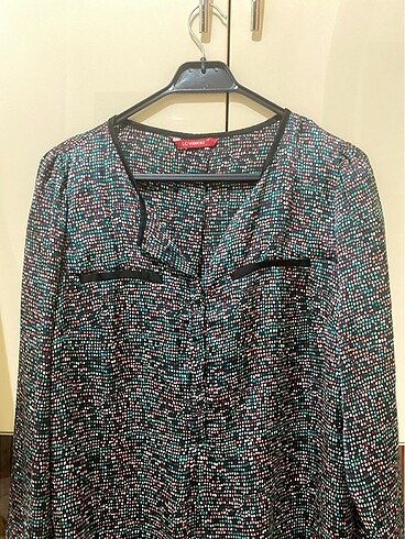 LC Waikiki LCW 40 beden siyah saten bluz