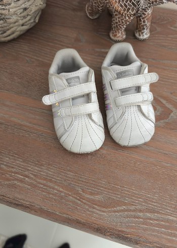 adidas ilk adım ayakkabısı