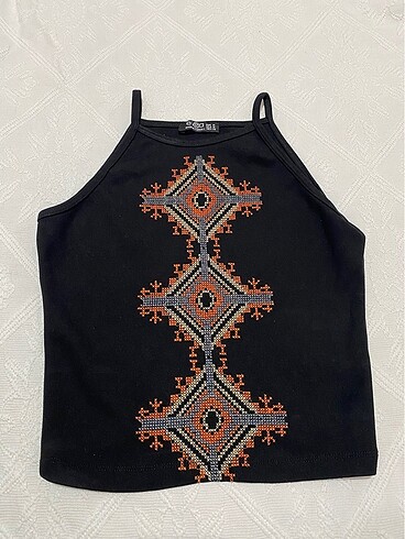 Siyah crop