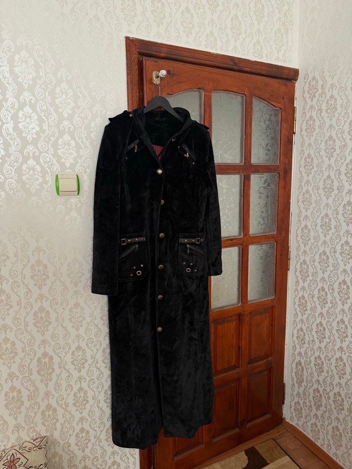 Düğmeli Siyah Uzun Süet Kadın Kaban - Görsel 3