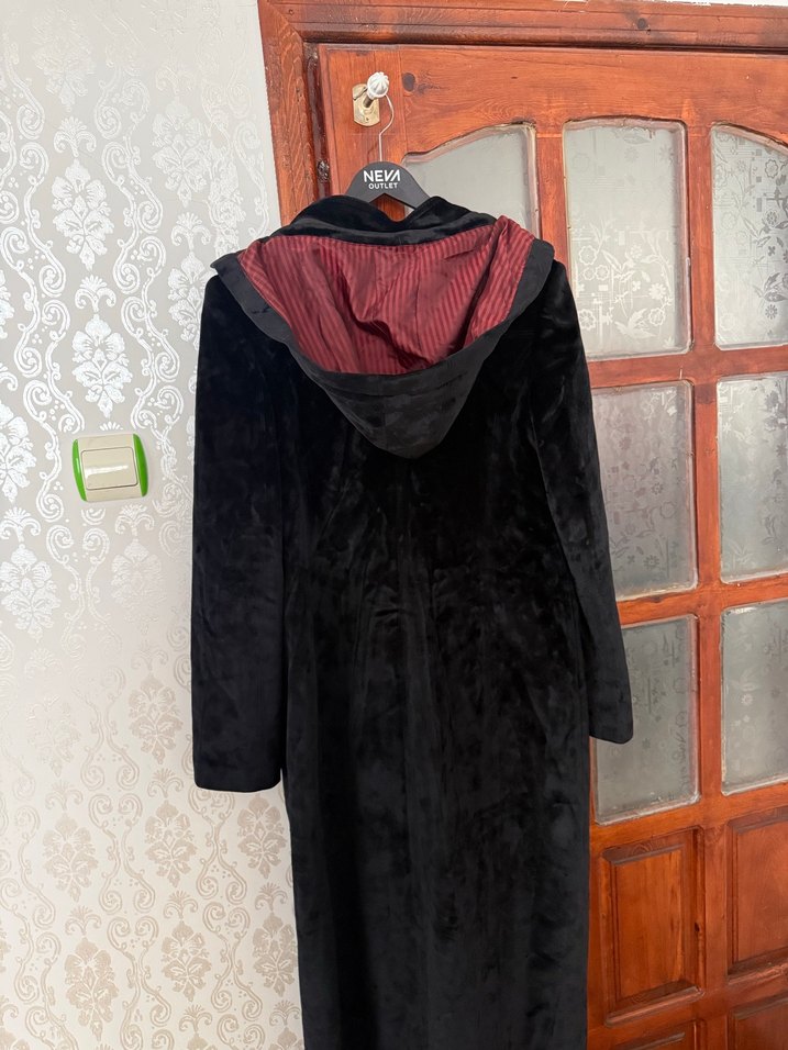 Düğmeli Siyah Uzun Süet Kadın Kaban - Görsel 4