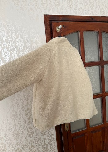 Bej Peluş Kadın Kısa mont - Görsel 5