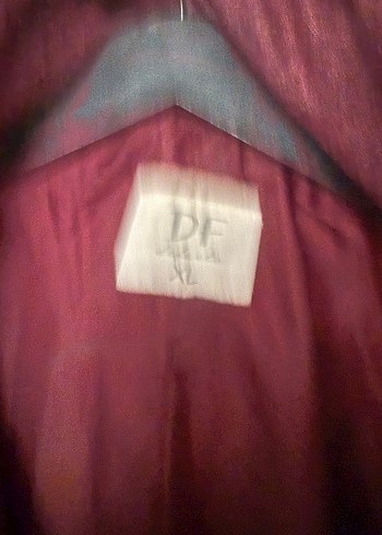 Bordo Düğmeli Kadın Kışlık Mont - Görsel 5