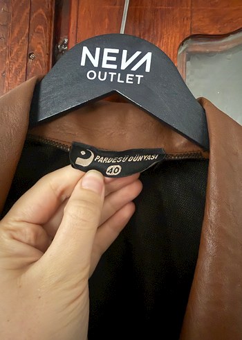 Kahverengi kadın deri ceket - Görsel 5