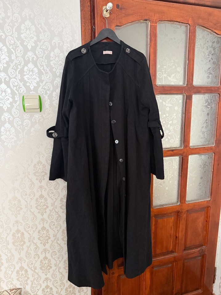 Düğmeli Siyah Uzun Kadın Keten Kaban - Görsel 5