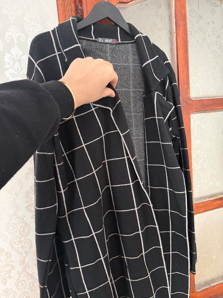 Düğmeli Siyah Kareli Midi Kadın Kaban - Görsel 2