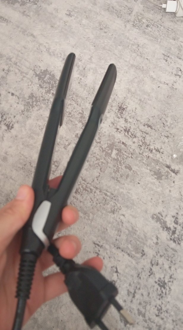 Siyah Gri Saç Düzleştirici - Görsel 3