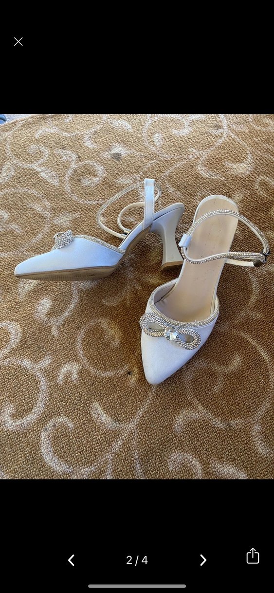 Beyaz Taşlı Modern Klasik Topuklu Kadın Ayakkabı - Görsel 2