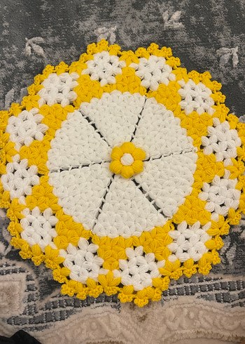 Kırmızı Çiçekli Örgü Yuvarlak Dekor - Görsel 7