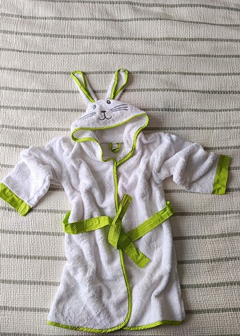 Renkli Nakışlı Erkek Çocuk Bornozu - Görsel 3