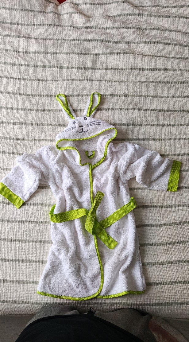 Renkli Nakışlı Erkek Çocuk Bornozu - Görsel 3