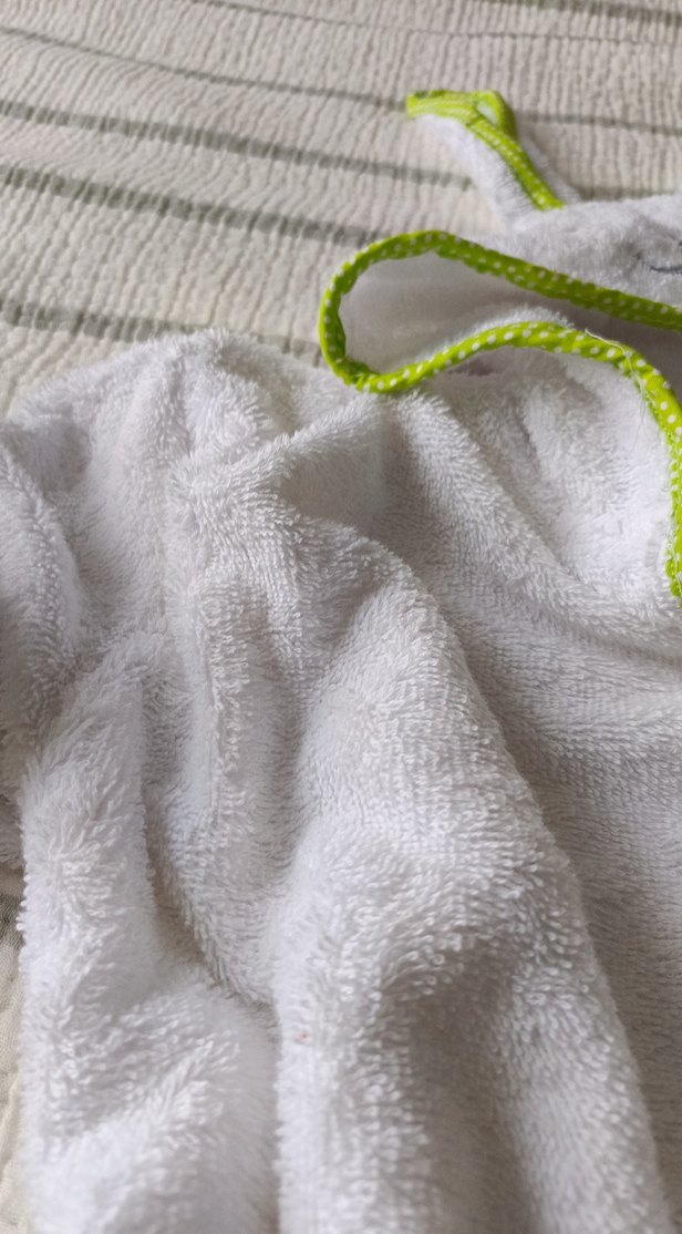 Renkli Nakışlı Erkek Çocuk Bornozu - Görsel 5