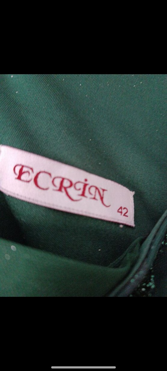 Dantel Detaylı Uzun Yeşil V Yaka Elbise - Görsel 3