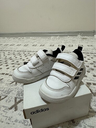 Adidas Adidas